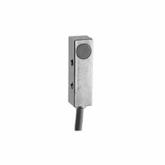 DPI Rect. PNP NF P2mm noyé 8x8x30mm 10-30Vdc / Câble 2m-Lire la description