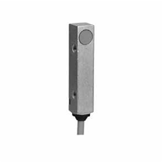 DPI Rect. NPN NO P2mm noyé 8x8x40mm 10-30Vdc / Câble 2m-Lire la description