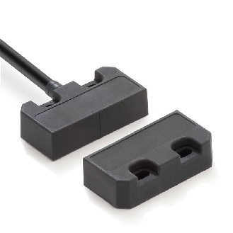 Int.de séc. sans contact RFID 2NF+1NO, plast., C0.25m+M12 8P gauche-Lire la description