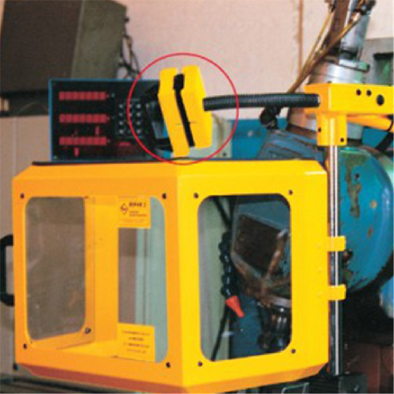 Protecteur pour fraiseuses polycarb. 450x310mm microrupt, à gauche Protecteur pour fraiseuses polycarb. 450x310mm microrupt, à gauche-Lire la description