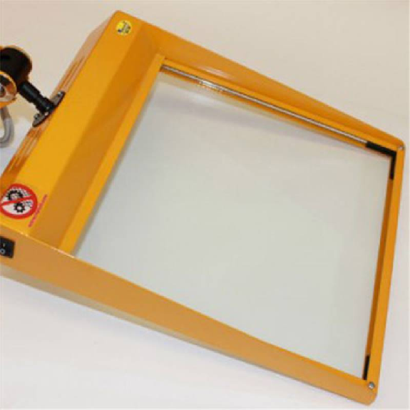 Protection pour meuleuse 1 écran verre 200x240mm avec micro. éclair Protection pour meuleuse 1 écran verre 200x240mm avec micro. éclair-Lire la description