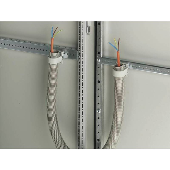 Support de goulotte 25000x48x48mm (LxHxP) Support de goulotte 25000x48x48mm (LxHxP)-Lire la description