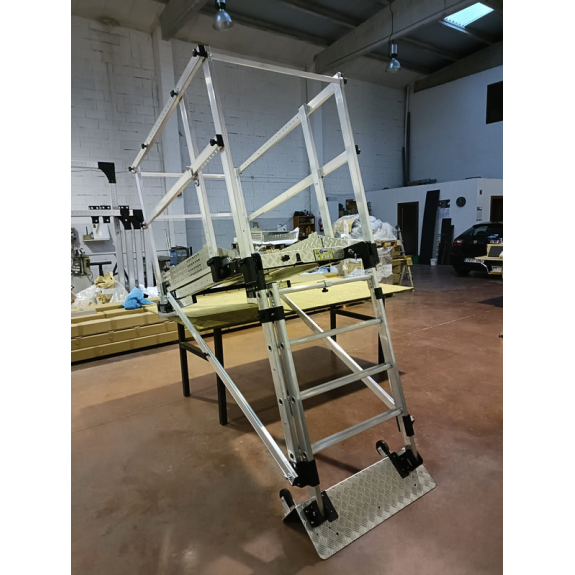 PLATAFORMA DE ACCESO TEMPORAL PARA HUECO DE ASCENSOR PAT 1700/3000-Leer más