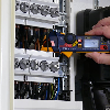PCE Instruments Stromzange PCE-DC2 |AC / DC Strom-, Spannungs- und Widerstandsmessung |Messwertspeicher-Funktion
