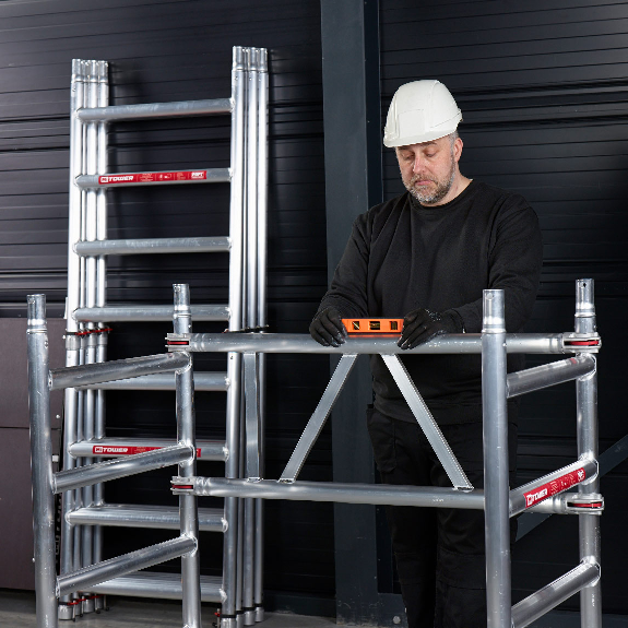 Altrex MiTower 1-Personen-Gerüst Aluminium mit Fiber-Deck Plattform 0,75x1,27m 4,20m AH Altrex MiTower 1-Personen-Gerüst Aluminium mit Fiber-Deck Plattform 0,75x1,27m 4,20m AH-Beschreibung lesen