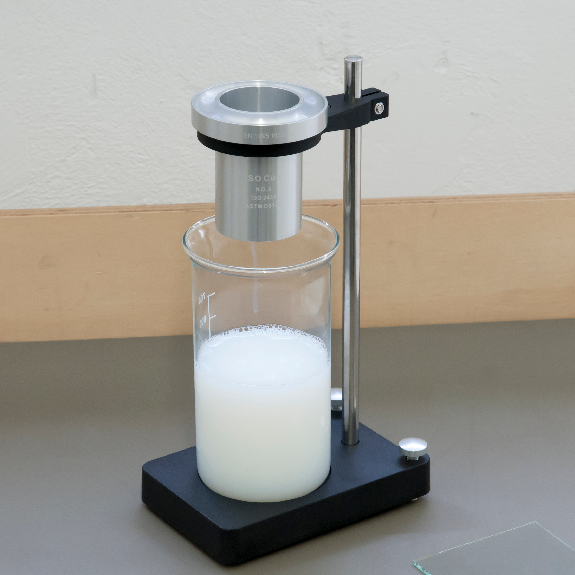 PCE Instruments ISO Auslaufbecher  PCE-128/6 |Messung der Viskosität |Messbereich: 7 ... 2.000 cS t |Ø Düse: 6 mm-Beschreibung lesen
