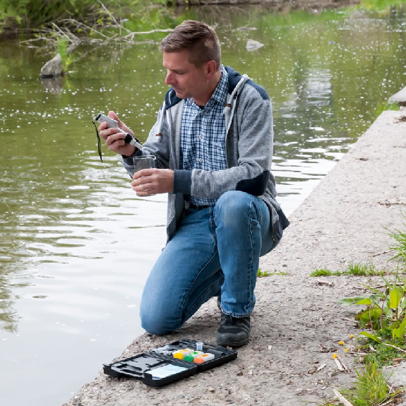 PCE Instruments pH-Tester  PCE-PH 30 |pH |Leitfähigkeit |TDS |Salzgehalt |Temperatur-Beschreibung lesen