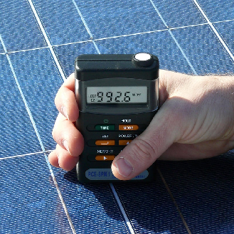 PCE Instruments Solarmessgerät  PCE-SPM 1 Messbereich 0 ... 2000 W/m² |Auflösung 1 W/m² |inkl. Software-Beschreibung lesen