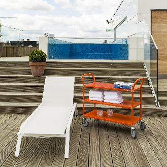 Kongamek Etagenwagen mit 3 Böden 900x440mm Orange mit Bremse-Beschreibung lesen
