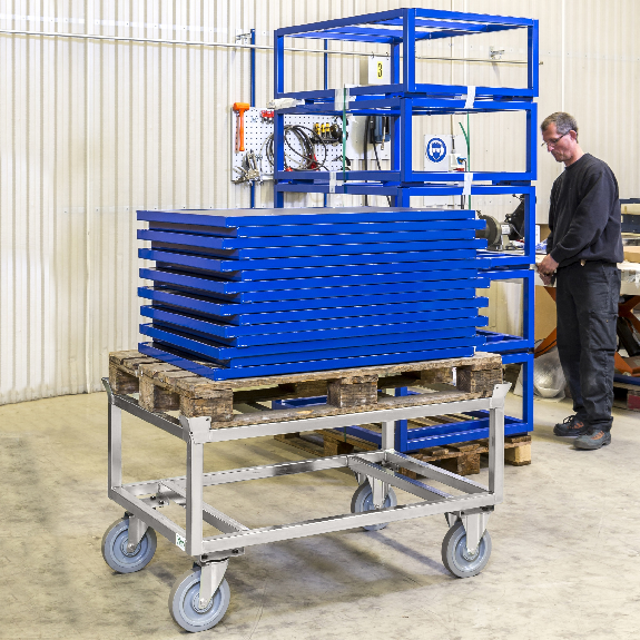 Palettenwagen in blau höhenverstellbar 655mm hoch ohne Bremse für Euro-Paletten 1200x800mm Palettenwagen in blau höhenverstellbar 655mm hoch ohne Bremse für Euro-Paletten 1200x800mm-Beschreibung lesen