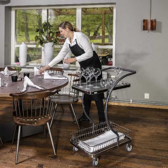 C-Line Tischwagen grau 2 Etagen mit Korb 595x360mm C-Line Tischwagen grau 2 Etagen mit Korb 595x360mm-Beschreibung lesen