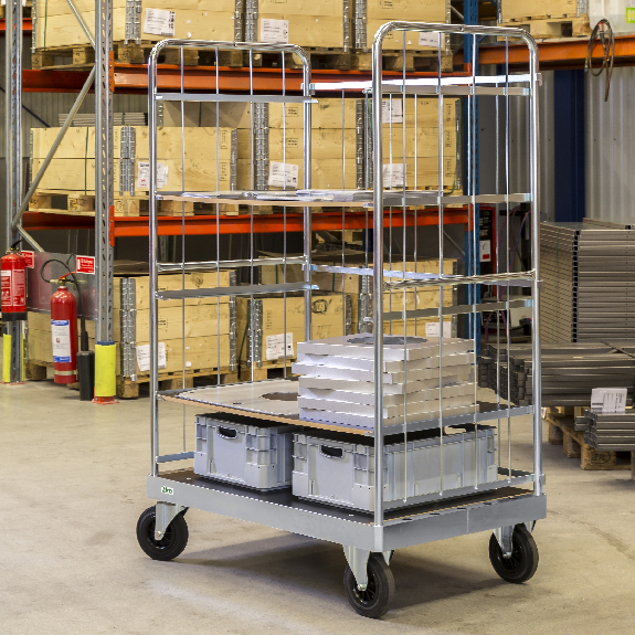 Verzinkter Transportwagen mit 3 Drahtwänden und 4 Ladeflächen-Beschreibung lesen