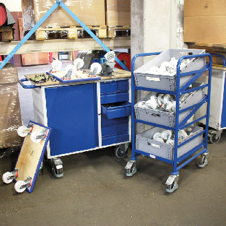 VARIOfit Eurokastenwagen mit 3 Kunststoffkisten und 2 neigbaren Etagen 410x610mm-Beschreibung lesen