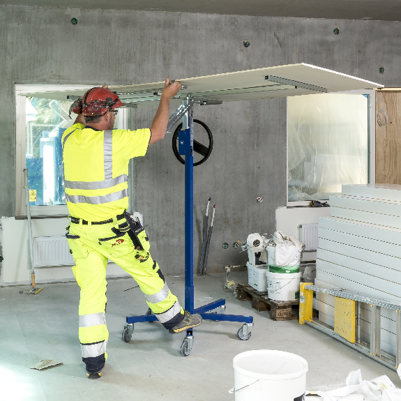 Plattenlift, neigbar 1820x800x1790mm mit 70kg Tragkraft Plattenlift, neigbar 1820x800x1790mm mit 70kg Tragkraft-Beschreibung lesen