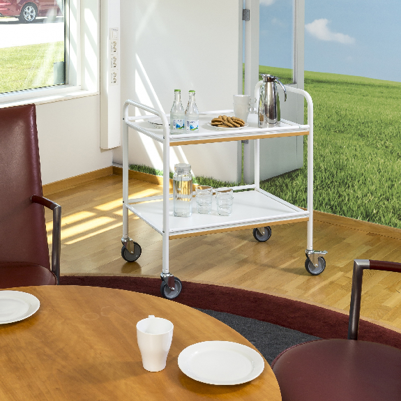 Kongamek Tablettwagen 765x520x895mm pulverbeschichtet in weiß mit Bremse Kongamek Tablettwagen 765x520x895mm pulverbeschichtet in weiß mit Bremse-Beschreibung lesen