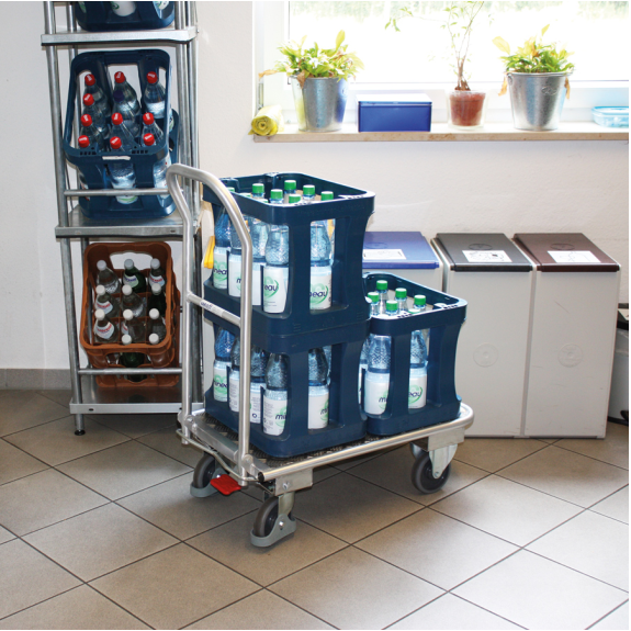 Klappbügelwagen mit Schiebebügel und Riefengummimatte aus Aluminium 900x600mm Klappbügelwagen mit Schiebebügel und Riefengummimatte aus Aluminium 900x600mm-Beschreibung lesen