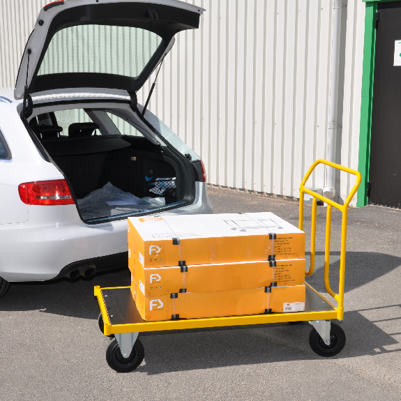Plattformwagen pulverbeschichtet mit Ladefläche 950x554mm aus MDF, Schiebebügel und Luftbereifung ohne Bremse Plattformwagen pulverbeschichtet mit Ladefläche 950x554mm aus MDF, Schiebebügel und Luftbereifung ohne Bremse-Beschreibung lesen