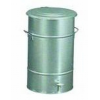 Cubo con pedal galvanizado 115 litros Cubo con pedal galvanizado 115 litros