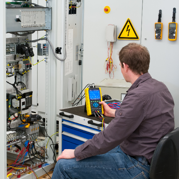PCE Instruments Leistungsmessgerät PCE-PA 8300-1 Strommessung Set 1 10 ... 600 V AC |3 Phasen |IEC1010CAT III 600 V-Beschreibung lesen