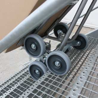 Aluminium Treppenkarre 200kg Tragkraft mit 2 dreiarmigen Radsternen Maße 610x630x1310mm-Beschreibung lesen