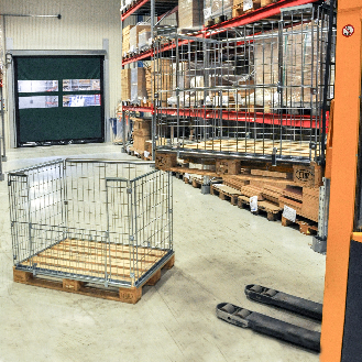 Palettencontainer verzinkt 1020mm hoch vorne halb zu öffnen passend zu Europaletten 1200x800mm-Beschreibung lesen