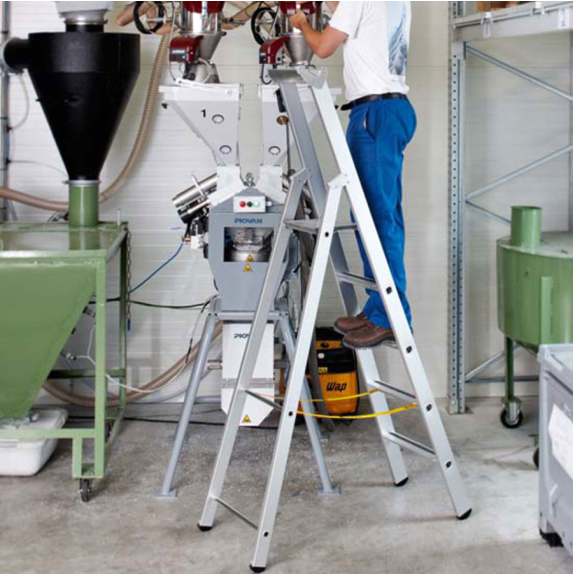 Zarges gebördelte Stehleiter Saferstep S eloxiert 7 Stufen Zarges gebördelte Stehleiter Saferstep S eloxiert 7 Stufen-Beschreibung lesen