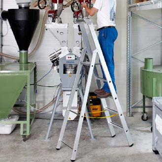 Stehleiter aus Aluminium mit 7 Stufen-Beschreibung lesen