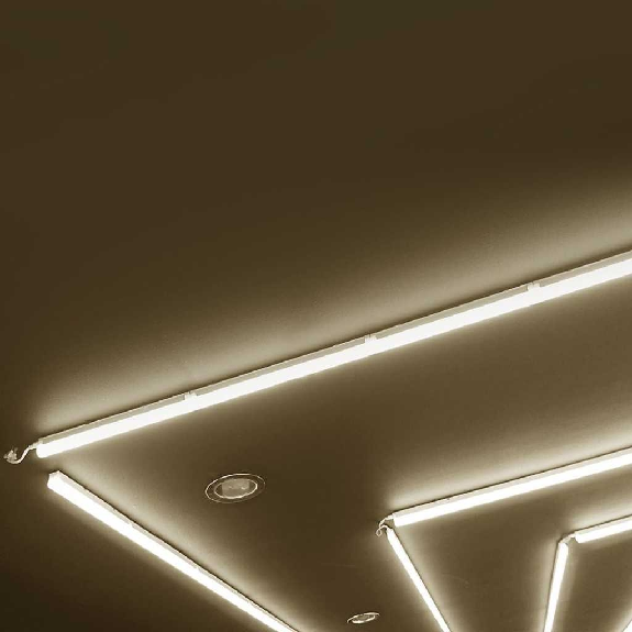 PRO VT-065 plafoniera lineare led raccordabile 7W tubo T5 60CM chip Samsung con switch on/off luce 3000k sku 21692-Leggi tutto