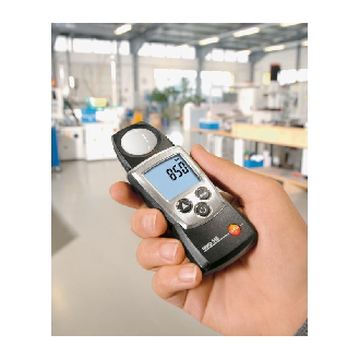 Luxómetro Testo 540 para medir intensidad de luz-Leer más