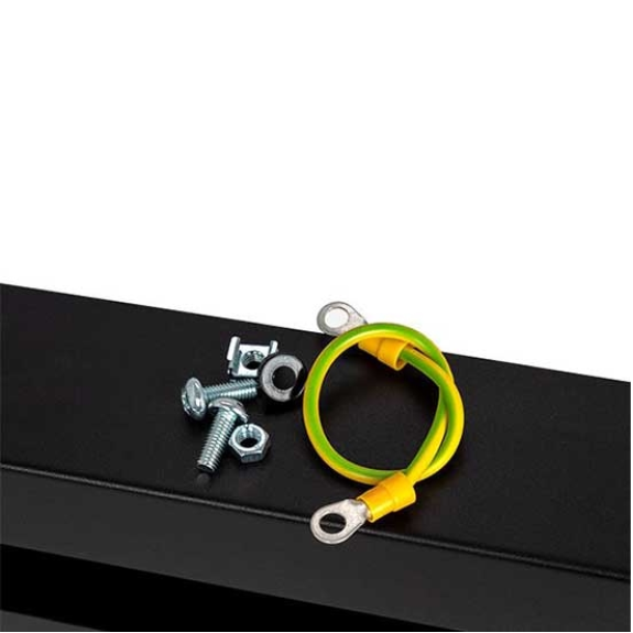 Pannello di distribuzione di tensione 3U per armadio Rack 19" Nero RAL9005 VDP19-3U-B-Leggi tutto
