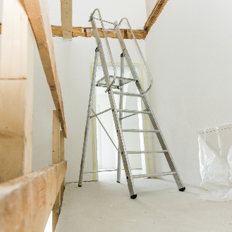 ML Bauleiter Aluminium-Stufenstehleiter 7 Stufen-Beschreibung lesen