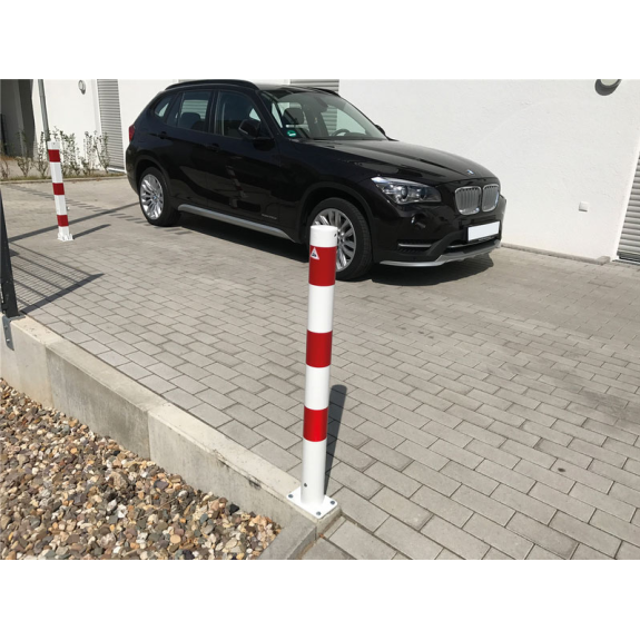 Schake Absperrpfosten ortsfest aus Stahlrohr verzinkt Ø76x2,6mm weiß mit rot reflektierenden Leuchtstreifen allseitig bis 30º neigbar mit Dübelbefestigung 900mm Überflur Schake Absperrpfosten ortsfest aus Stahlrohr verzinkt Ø76x2,6mm weiß mit rot reflektierenden Leuchtstreifen allseitig bis 30º neigbar mit Dübelbefestigung 900mm Überflur-Beschreibung lesen