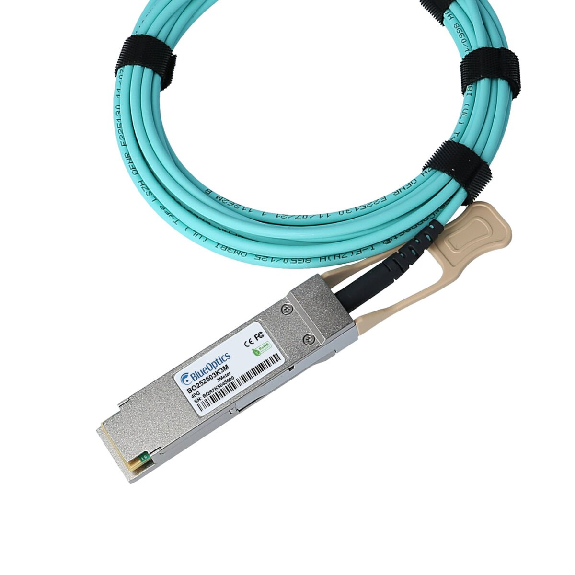Emulex OC40-QSFP-AOC-1M-C compatibles BlueOptics AOC QSFP BO252503K1M-Lire la description