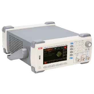 Generatore di funzioni UNI-T - 2 Canali 25 MHz-Leggi tutto