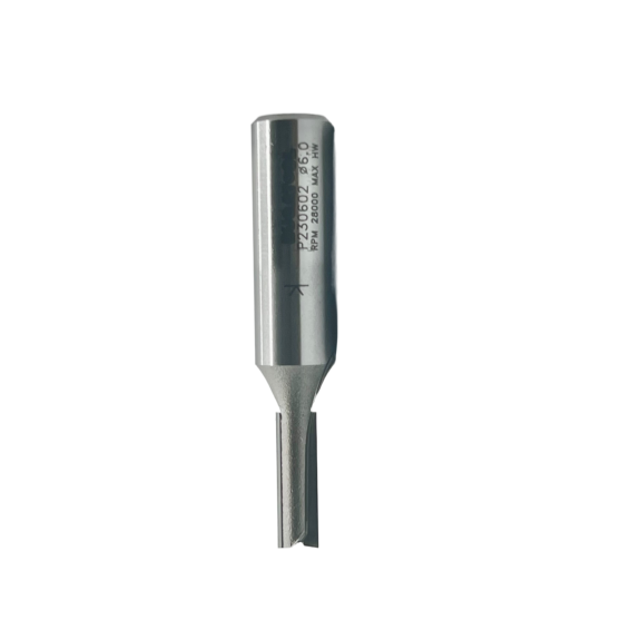 Fresa para madera recta con punta de carburo con vástago S12, D6 y 2 cuchillas para fresadora de mano - P230602 /K-Leer más