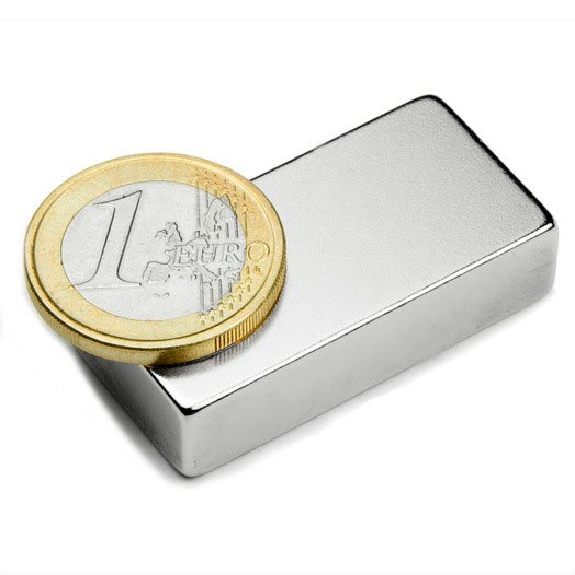 Imàn neodimio en forma rectangular 40 mm x 20 mm x 10 mm de potencia 24.5 kg-Leer más