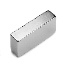 Imàn neodimio en forma rectangular 40 mm x 20 mm x 10 mm de potencia 24.5 kg