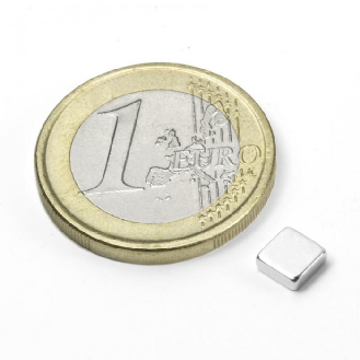 Aimant carré néodyme 5mm x 5mm x 2 mm Puissance 0,58kg-Lire la description