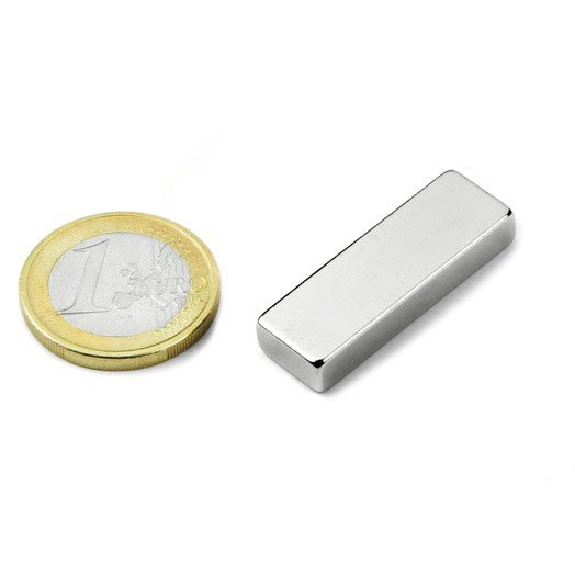 Imàn neodimio en forma rectangular 30 mm x 10 mm x 5 mm de potencia 8 kg-Leer más