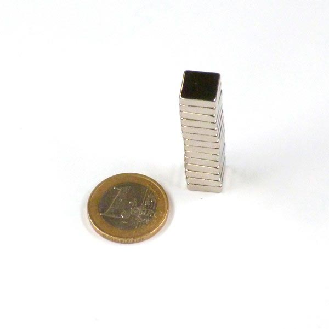 Imán cuadrado 10 mm x 10 mm x 3 mm de potencia 2.4 kg-Leer más