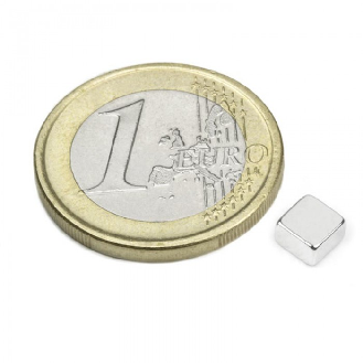 Aimant carré néodyme 5mm x 5mm x 3 mm Puissance 0,86kg-Lire la description