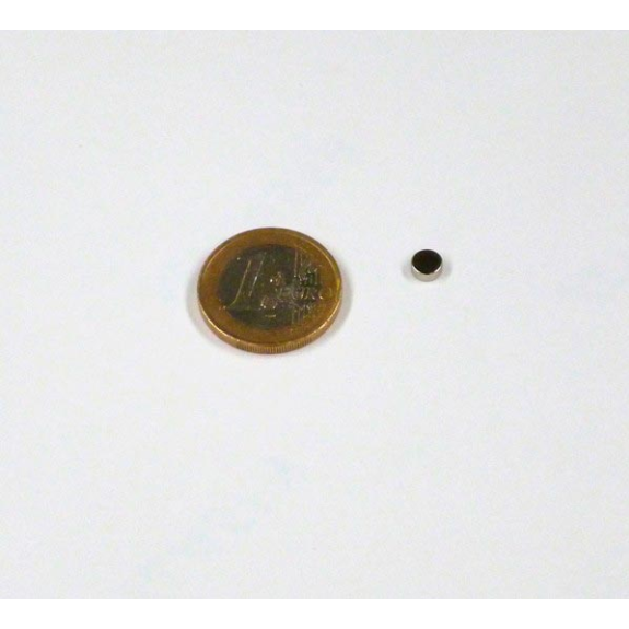 Imán de neodimio redondo Diámetro 5 mm x 2 mm de potencia 0.5 kg-Leer más