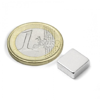 Quadratischer Magnet 10 mm x 10 mm x 4 mm Leistung 3,1 kg-Beschreibung lesen