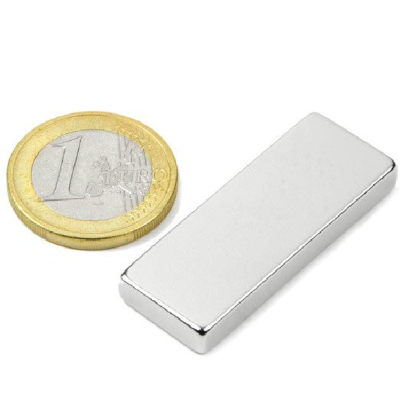 Imàn neodimio en forma rectangular 40 mm x 15 mm x 5 mm de potencia 12 kg-Leer más