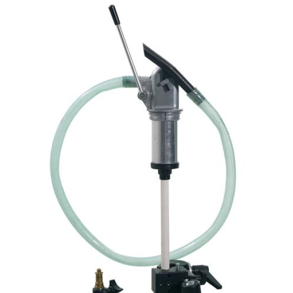 Pompe pour fûts en zinc moulée par injection, tuyau PVC et tuyau refoulement coudé, plongeur 700 mm Pompe pour fûts en zinc moulée par injection, tuyau PVC et tuyau refoulement coudé, plongeur 700 mm-Lire la description