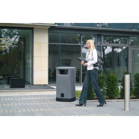 Poubelle en PE, bac interne galvanisé, 80 litres, corps couleur granit, socle noir-Leggi tutto