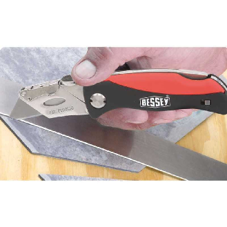 Bessey Cuttermesser mit Holzgriff-Beschreibung lesen
