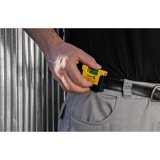 Nivel de burbuja Pocket PRO Magnetic, 7 cm, con clip para cinturón, (display de mostrador, 8 uds.) S-Leer más