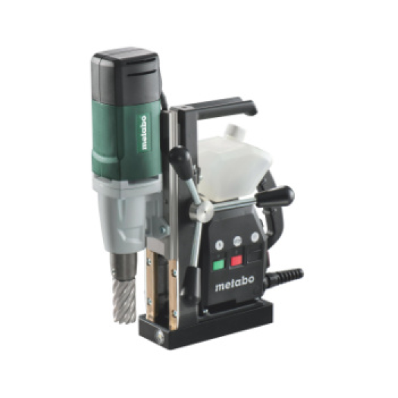 Trapano a Corona Magnetica METABO MAG 32 - Potente e Versatile per Forature di Grande Diametro su Superfici Magnetiche-Leggi tutto