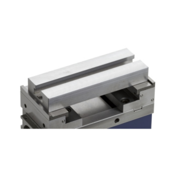 De larges griffes décalées pour étendre la largeur de fixation à max. 232 mm-Leggi tutto